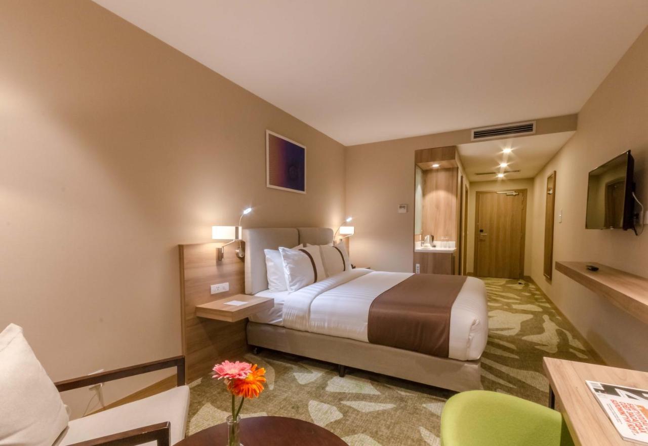 Holiday Inn Ulaanbaatar By Ihg Exterior foto